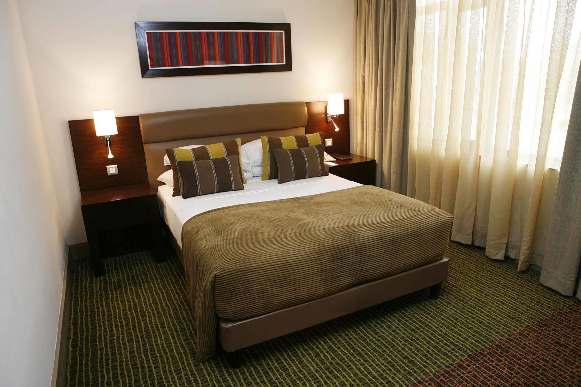 Movenpick Hotel Ikoyi Lagos Eksteriør bilde